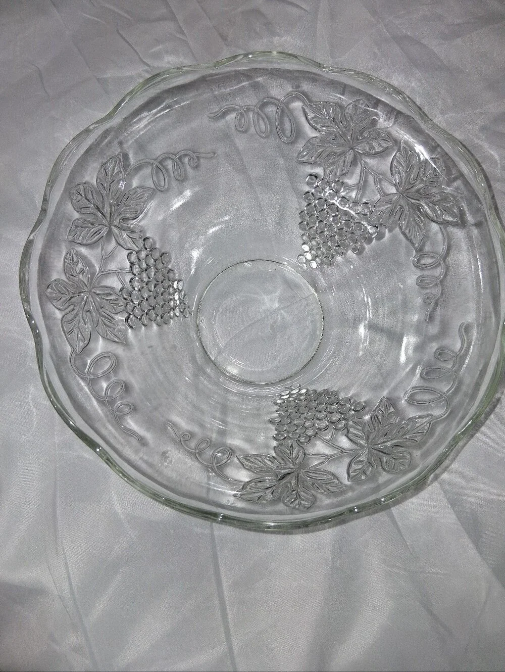 Clear Glass Grapevine Serving Bowl - Elegant Home Dining Centerpiece